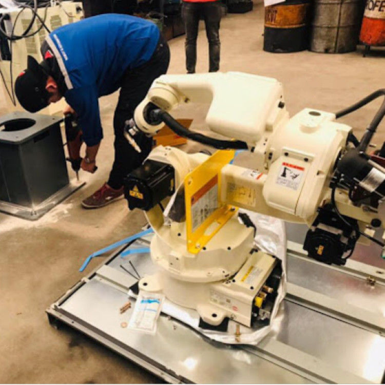 MIG Welding Robot 6 Axis OTC FDB6 Automobile Welding Robotic Welding