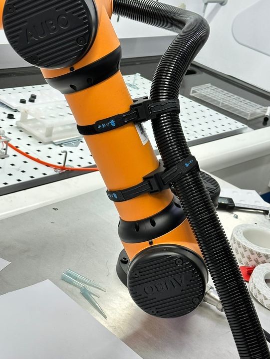 Robot Cable Dress Packs CNGBS 03 For ABB KUKA Yasakawa Fanuc Robot Arm