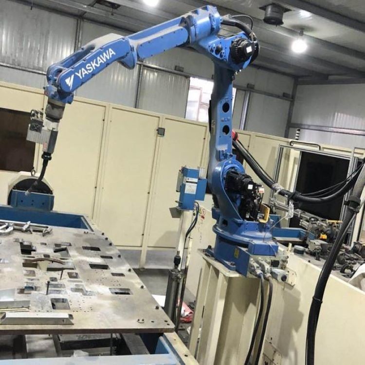 6 Axis Arm Robot Yaskawa AR1440 With CNGBS Welding Positioner For Mig ...