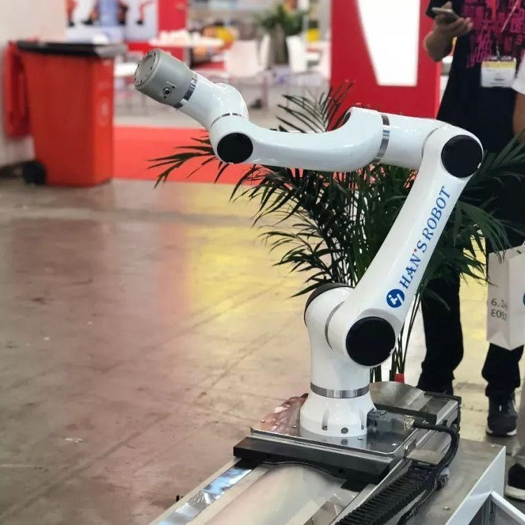 6 Aixs Cobot Of Elfin E03 With 3KG Payload 590MM Reach For Universal ...