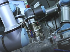 UR Collaborative Welding Robot For 850mm Arm Reach With Robotiq Robot Gripper