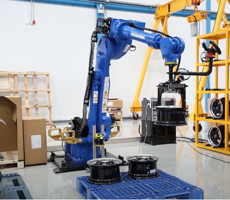 Powerful Handling Yaskawa Robot Arm 180kg High Payload Industrial 6 Axis GP180