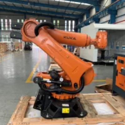 KUKA KR 210 R2700 Pick And Place Industrial Robots With CNGBS Linear Guides For Engine Assembly