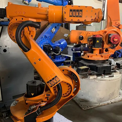KUKA KR 210 R2700 Pick And Place Industrial Robots With CNGBS Linear Guides For Engine Assembly