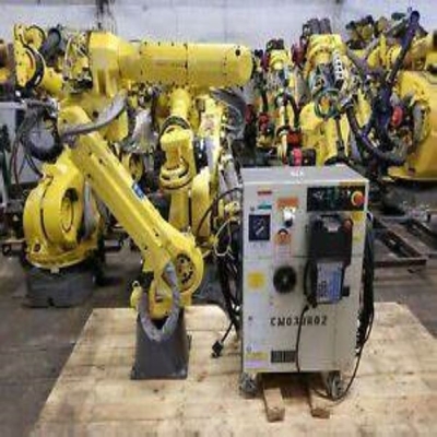 Palletizing 6 Axis Robotic Arm With Industrial Robot Controller Of M-20iA For
