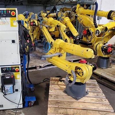 Palletizing 6 Axis Robotic Arm With Industrial Robot Controller Of M-20iA For