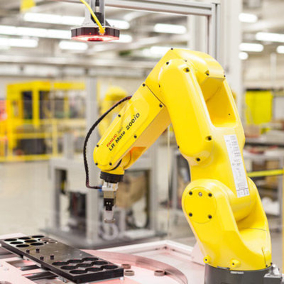 FANUC LR Mate 200iD 6 Axis Industrial Robot Arm With CNGBS Gripper For Engine Assembly