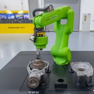 6 Axis Fanuc CRX-5iA Cobot Robot Arm With CNGBS Robot Clothes For Handling As Collaborative Robot
