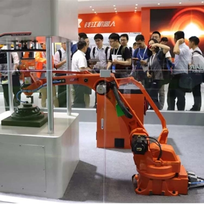 Industrial Handling Robot QJR130-3100M Robotic Arm 5 Axis With CNGBS Robot Gripper Industrial