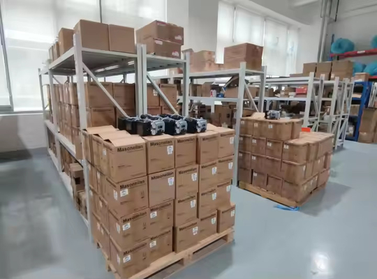 Masoneilan SVi1000 Digital Control Valve Positioner With Chinese Control Valves With 496 Position Switches And Transmitters