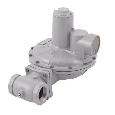 Pressure Reducing Regulating Skids With Emerson Fisher CS800 Series Regulator WIKA Pressure Gauge