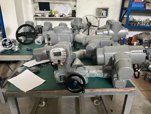 Stock Supplier Auma Multi-Turn Valve Actuator SA 07.2 SA07.6 SA10.2 SA14.2 SA16.2 SA 14.6 Electric Actuators With Chinese Control Valves