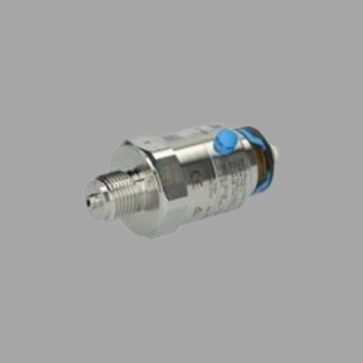 Pressure/flow control unit with Endress+Hauser Proline Prowirl D 200 vortex flowmeter and Cerabar PMC11 pressure transmitter
