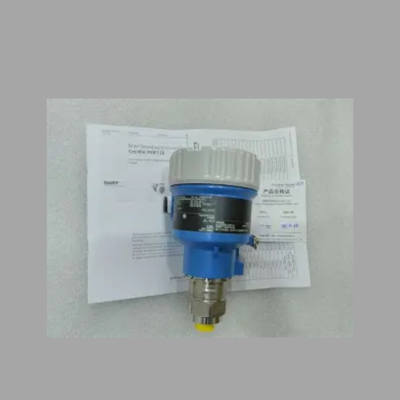 Natural gas valve skid equipped with an Endress+Hauser Proline Prowirl R 200 flowmeter and a Deltabar PMC51B pressure transmitter.