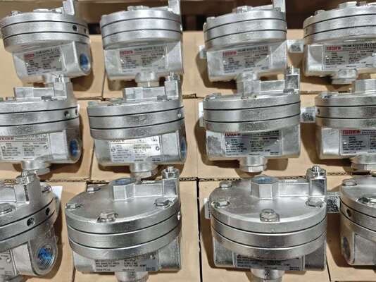 Rotork YTC Smart Fisher Pneumatic Positioner Electro YT-3300 YT-3350 Valve