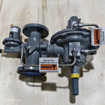Fisher 299H Pressure Reducing Regulators and pressure reducing valve and pressure relief valve