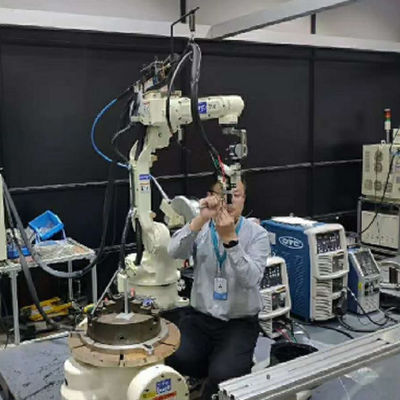 6 axis robot arm OTC FD-B6L welding robot solution with DM350 DM500 welding machine for mig welding