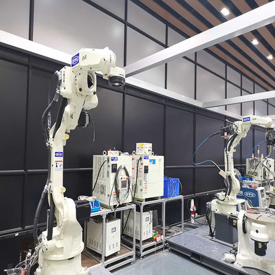 Welding Robot 6 Axis OTC FD-B6 ARC Welding Robot With Playload 6kg Reach 1445mm Mig Robotic Welding