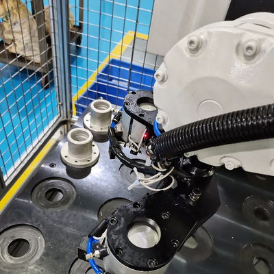 6 Axis IRB6700 1525kg Payload 300kg Reach 2700mm Milling Robot
