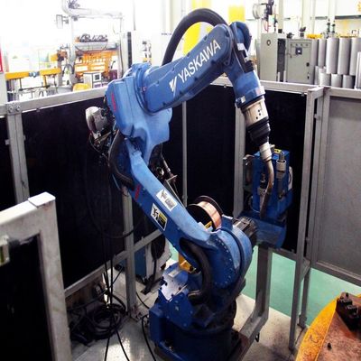 6 Axis Robot Arm Motoman AR1440 With Welder RD350S For Robotic Welding