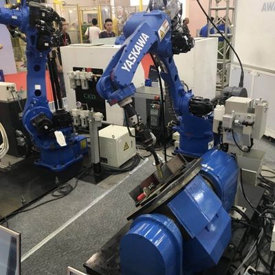 Industrial Robotic Arm Of AR1440 With Laser Welders RD350S And 1440MM Reach Used For ARC Welding