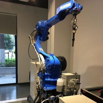 Automatic Industrial Robot Of Motoman AR2010 With Other ARC Welders RD350S For Welding As Welding Machine