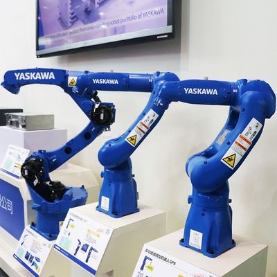 Industrial Robot GP25 With 25KG Payload And YRC1000 Robot Controller As Material Handling Equipment Parts