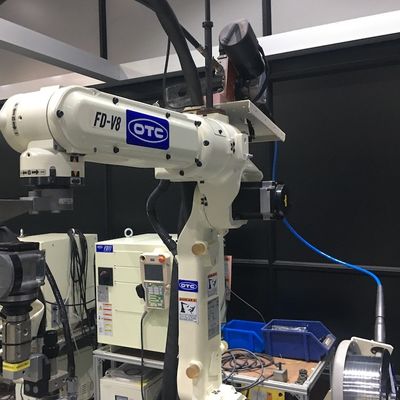 Welding Torches Automatic Welding Robot OTC FD-V8 8kg Payload For Mig Welding