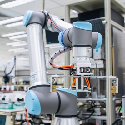 High Reach Cobot Robot UR 10e With 1300MM Reach As Material Handling Equipment And Robotic Welding Machine