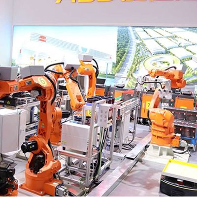 4 Axis Robotic Arm Palletizer QJRB800-1 Payload 800kg As Industrial Robot