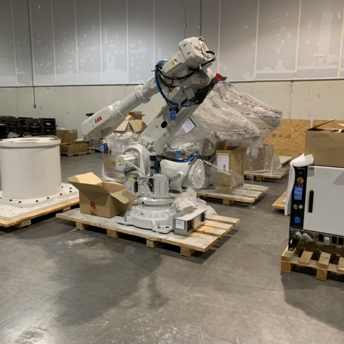 ABB Industrial Robot The 6 Axis Robot Arm Pick And Place Payload 155Kg ...